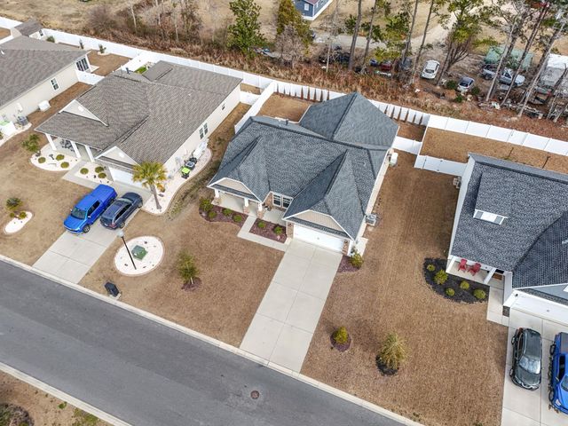 131 Crabapple Dr., Longs, SC 29568