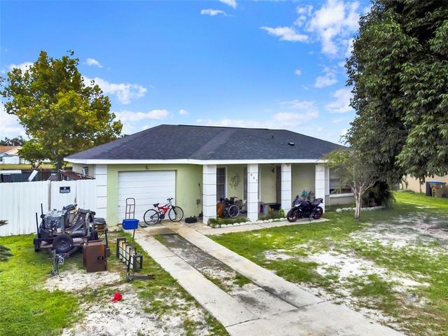 807 ASPENWOOD CIRCLE, Kissimmee, FL 34743
