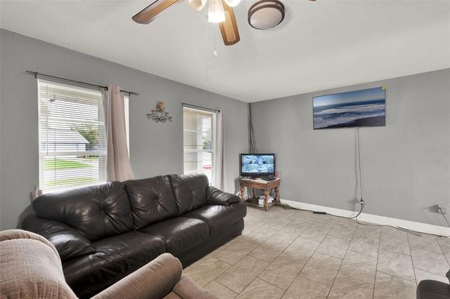 807 ASPENWOOD CIRCLE, Kissimmee, FL 34743