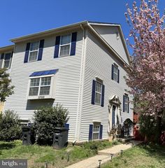 5700 MASON BLUFF DR, Burke, VA 22015