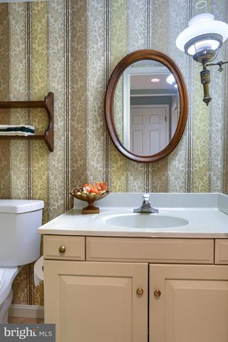 14 KENSINGTON SQ, Mechanicsburg, PA 17050