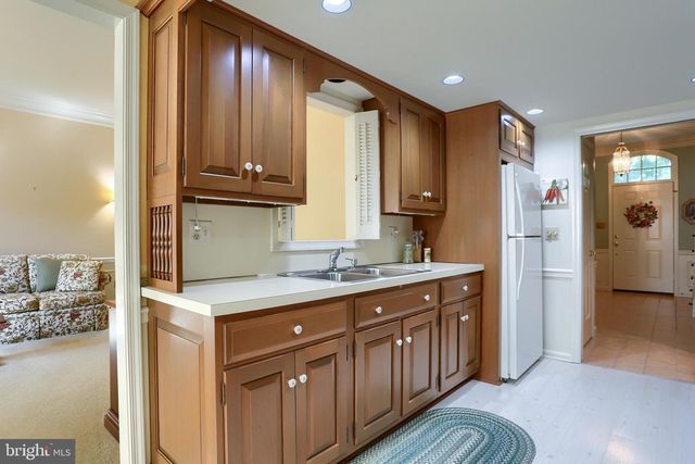 14 KENSINGTON SQ, Mechanicsburg, PA 17050