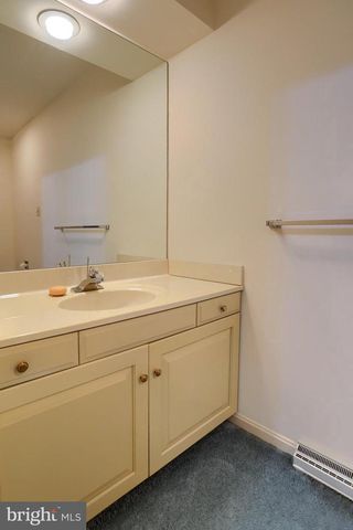 14 KENSINGTON SQ, Mechanicsburg, PA 17050