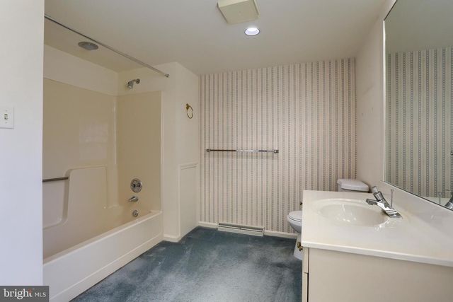 14 KENSINGTON SQ, Mechanicsburg, PA 17050
