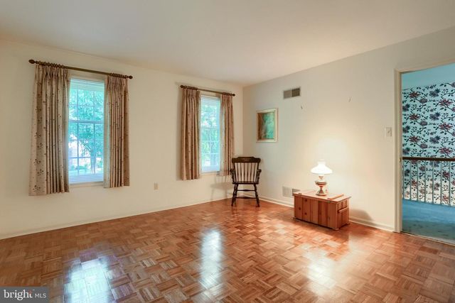 14 KENSINGTON SQ, Mechanicsburg, PA 17050
