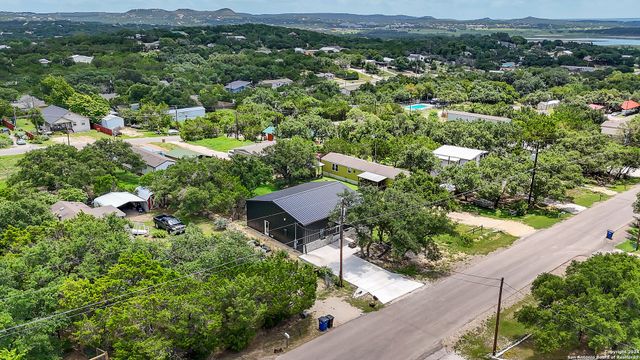1345 WILLOW DR, Canyon Lake, TX 78133