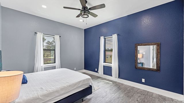 1345 WILLOW DR, Canyon Lake, TX 78133