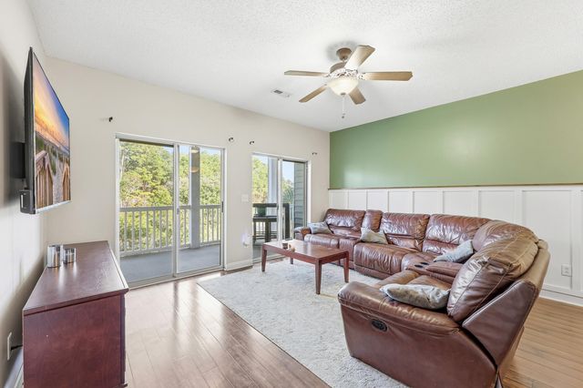 907 Knoll Shores Ct Unit 203, Murrells Inlet, SC 29576