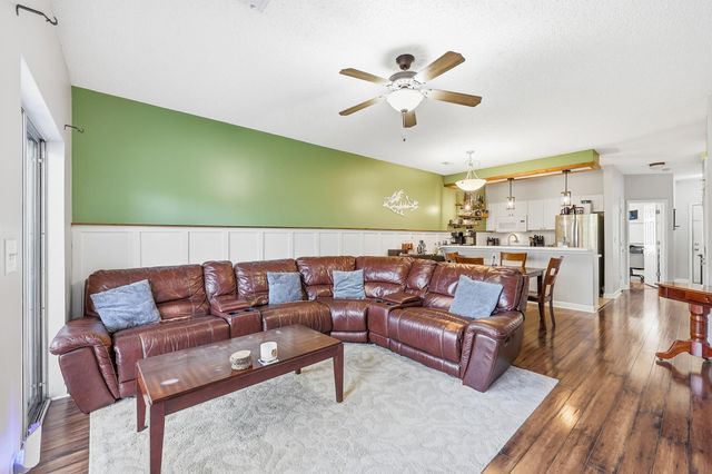 907 Knoll Shores Ct Unit 203, Murrells Inlet, SC 29576