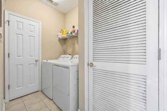 907 Knoll Shores Ct Unit 203, Murrells Inlet, SC 29576