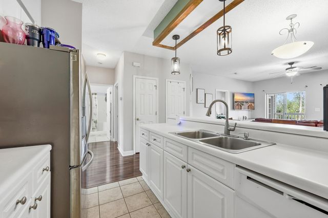 907 Knoll Shores Ct Unit 203, Murrells Inlet, SC 29576