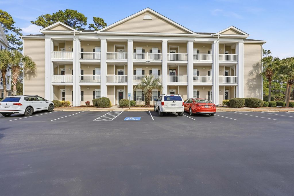 907 Knoll Shores Ct Unit 203, Murrells Inlet, SC 29576