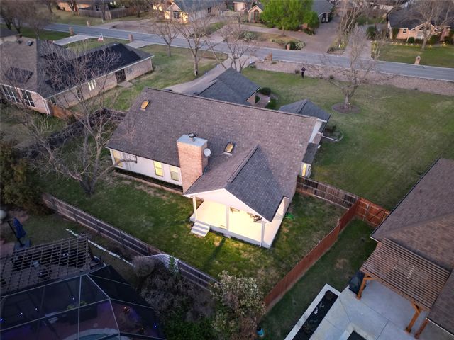 8906 Pleasant Hill Drive, Granbury, TX 76049