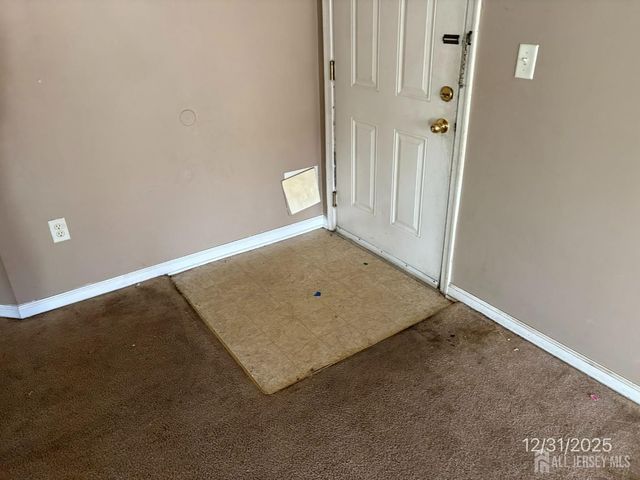 1031 Dogwood Court, New Brunswick, NJ 08901