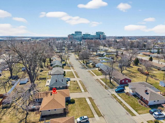 1513 BEAUCHAMP STREET, Green Bay, WI 54304