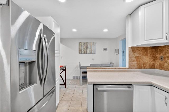 1513 BEAUCHAMP STREET, Green Bay, WI 54304