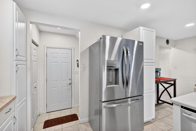 1513 BEAUCHAMP STREET, Green Bay, WI 54304