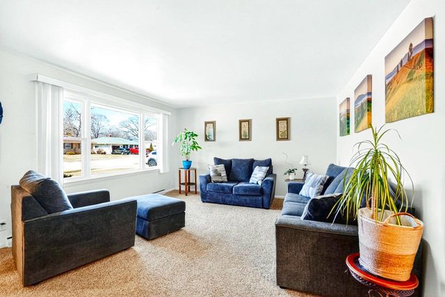 1513 BEAUCHAMP STREET, Green Bay, WI 54304