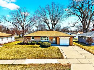 1513 BEAUCHAMP STREET, Green Bay, WI 54304