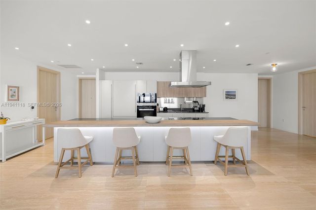 1000 Brickell Plz PH5403, Miami, FL 33131