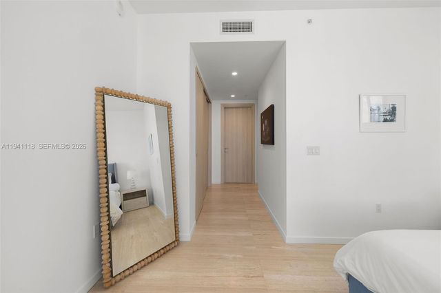 1000 Brickell Plz PH5403, Miami, FL 33131