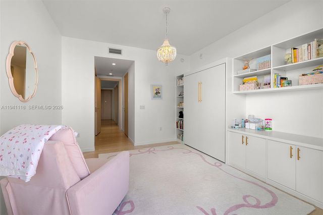 1000 Brickell Plz PH5403, Miami, FL 33131