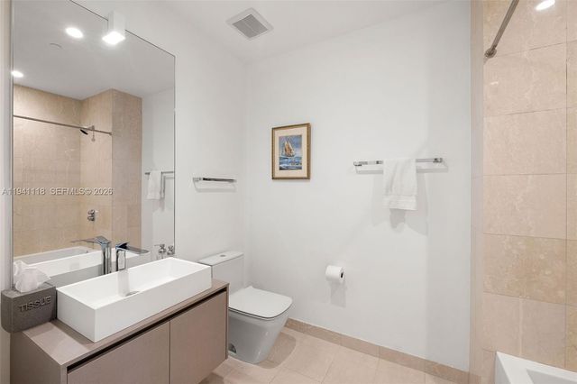 1000 Brickell Plz PH5403, Miami, FL 33131