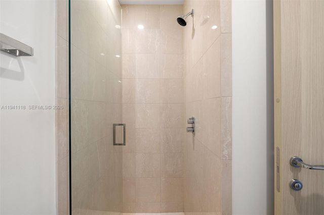 1000 Brickell Plz PH5403, Miami, FL 33131