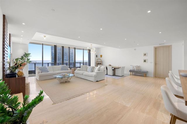 1000 Brickell Plz PH5403, Miami, FL 33131