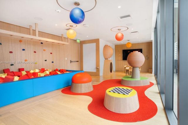 1000 Brickell Plz PH5403, Miami, FL 33131