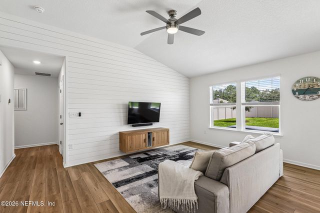 4505 PROSPERITY Way, Jacksonville, FL 32210