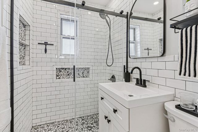 411 Merrick Road B, Rockville Centre, NY 11570