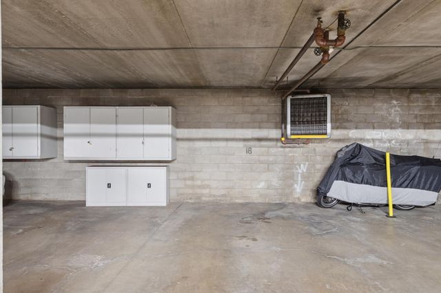 7510 Cahill Road 317B, Edina, MN 55439