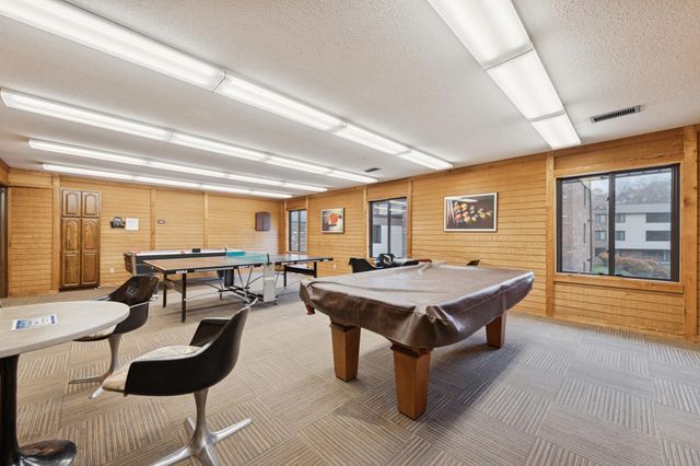 7510 Cahill Road 317B, Edina, MN 55439