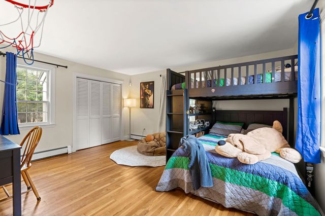 25 West Drive, Bedford, NH 03110
