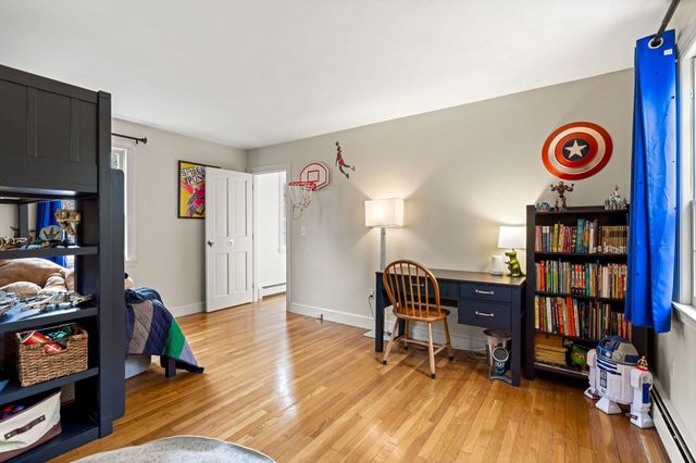 25 West Drive, Bedford, NH 03110