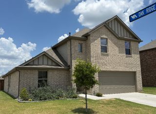 556 Hickory Ridge Drive, Van Alstyne, TX 75495