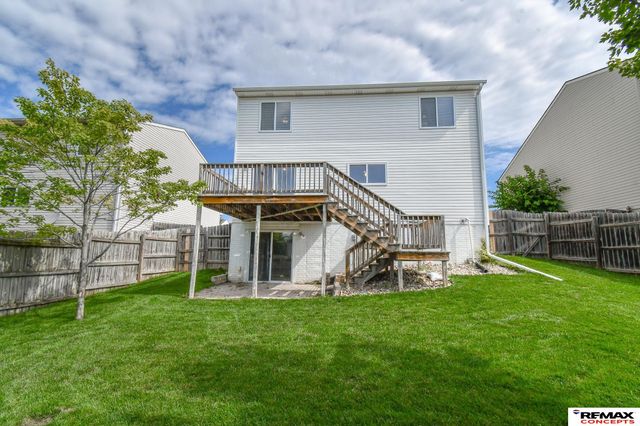 11209 Black Street, Omaha, NE 68142