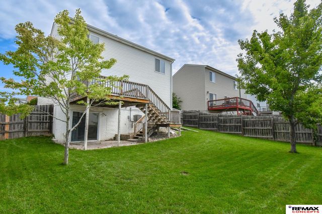 11209 Black Street, Omaha, NE 68142