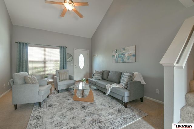 11209 Black Street, Omaha, NE 68142
