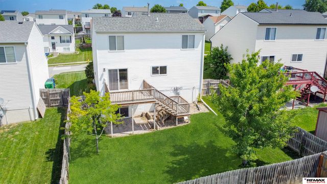 11209 Black Street, Omaha, NE 68142