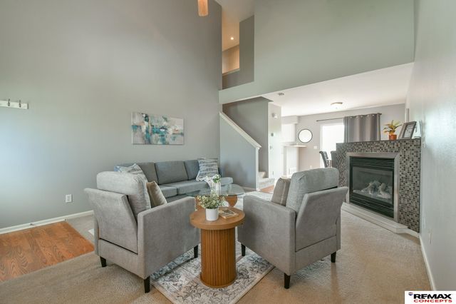 11209 Black Street, Omaha, NE 68142