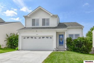 11209 Black Street, Omaha, NE 68142