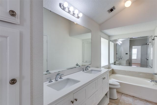 6 Tanager Court, Mansfield, TX 76063