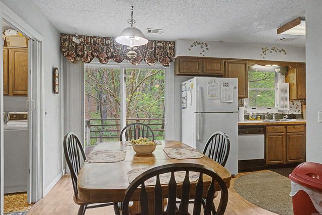 90 Santistaban Way, Hot Springs Village, AR 71909