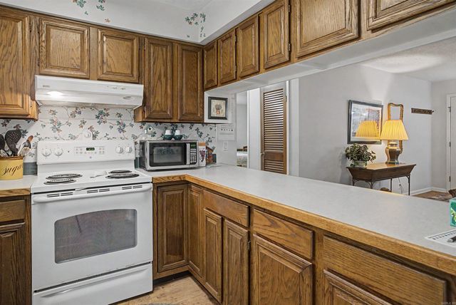 90 Santistaban Way, Hot Springs Village, AR 71909