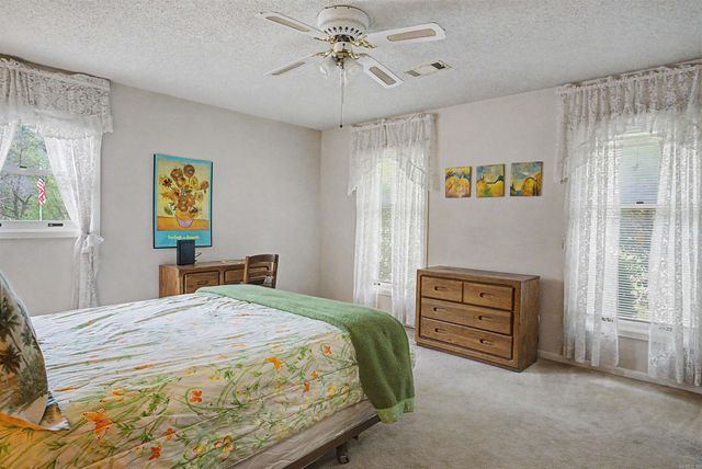 90 Santistaban Way, Hot Springs Village, AR 71909