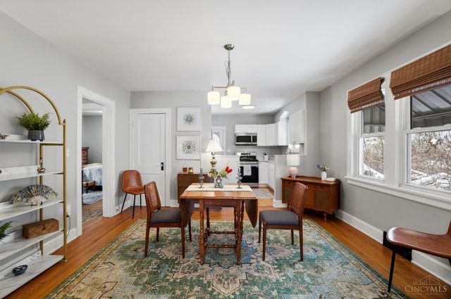 1945 Lawn Avenue, Cincinnati, OH 45237