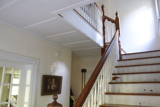 254 Lincoln, Amherst, MA 01002