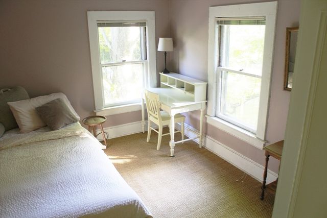 254 Lincoln, Amherst, MA 01002